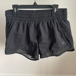 Athleta Mesh Racer Run Short 4”